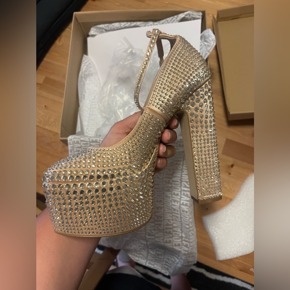 Steve Madden high heels